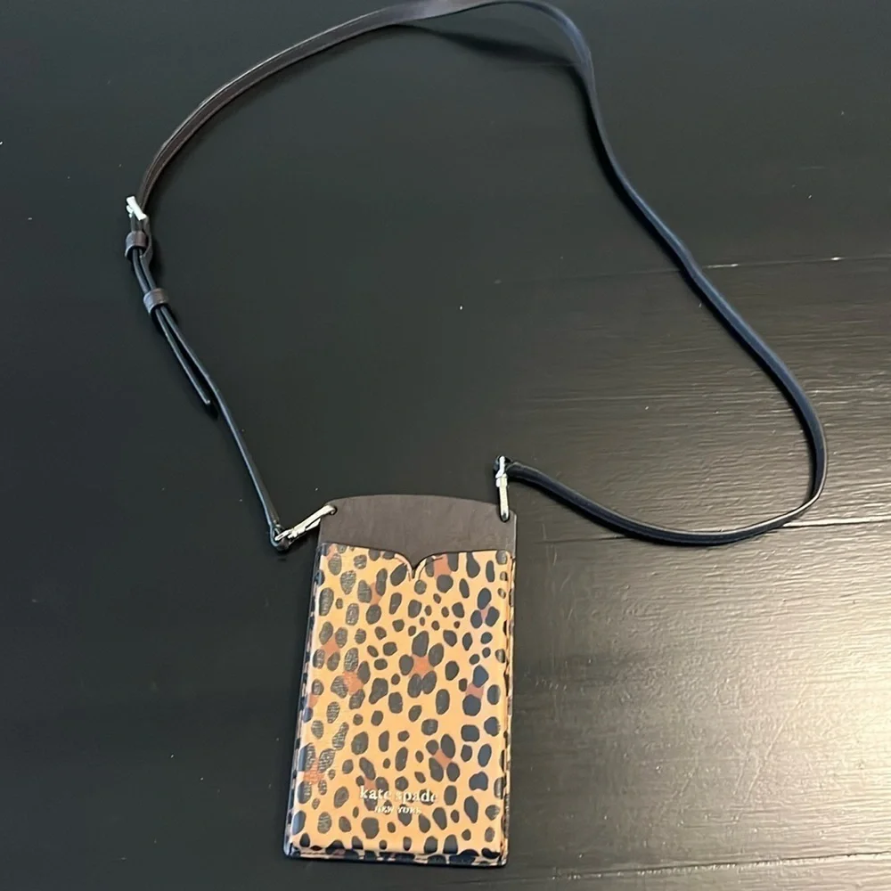 KATE SPADE LEOPARD SPENCER SLIM PHONE‎ CROSSBODY BAG